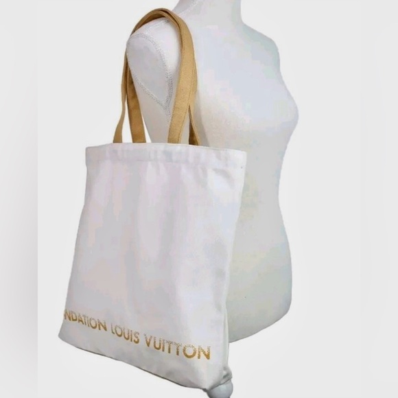 Louis Vuitton Limited Edition Fondation Tote Bag in Cream and Tan - Picture 4 of 16